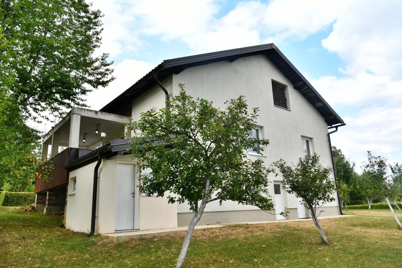 Lora Apartment Rakovica Exterior foto