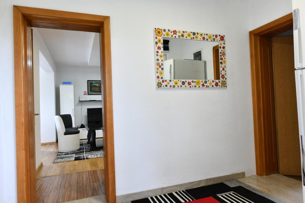 Lora Apartment Rakovica Exterior foto